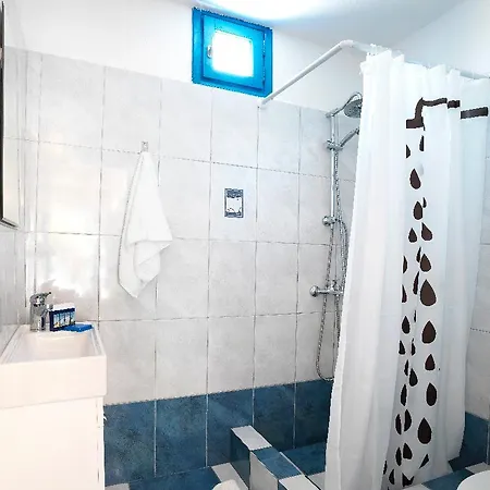 Thalasea Kimolos - θalasea - Ps Psathi (Kimolos)