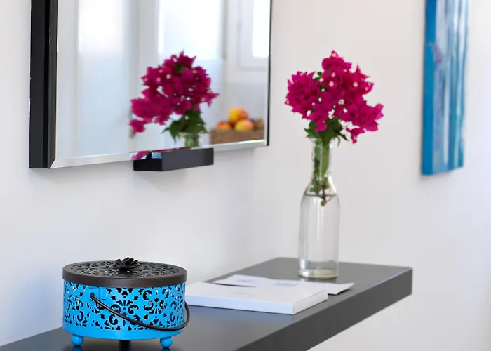 Thalasea Kimolos - θalasea - Ps Psathi (Kimolos)